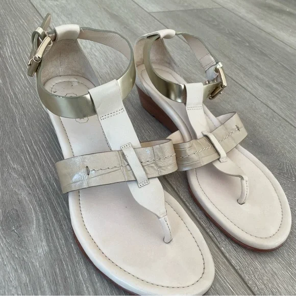 Coach Velvet Vachetta Low Wedge T-Strap Sandals in Gold & Cream Summer Resort - Picture 2 of 8